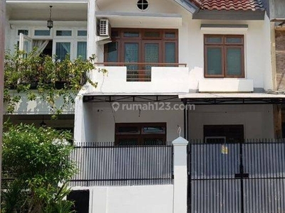 Sewa rumah di Jalan daan mogot baru, perumahan Kintamani. Jakarta Barat Bagus