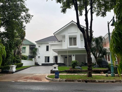 Sewa Rumah Full Furnish 5BR Taman Menteng, Lippo Cikarang, Bekasi