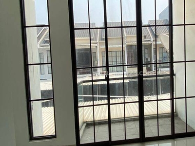 SEWA RUMAH UKURAN 4x12 Siap Hunii Bagus