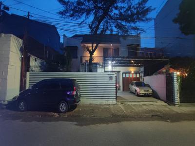 Rumah Bagus, Luas, Akses Mudah di Jakarta Selatan