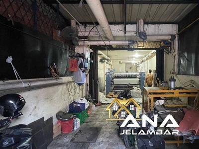 ANA RUKO UK 4X20M JALAN 2 MOBIL DI JELAMBAR