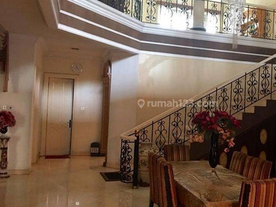 Exclusive Rumah Mewah Kebayoran Baru Pakubuwono, Jaksel