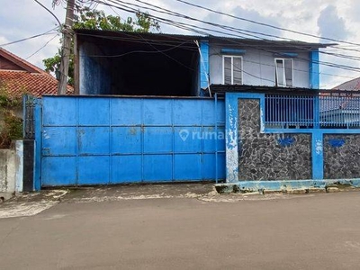 Gudang Murah Lokasi Strategis Luas 510 m² di Depok