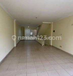 P 12.23 Disewakan Ruko 4.45x15 3 Lantai Green Mansion Boulevard