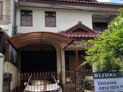 Rumah 2 Lantai Bagus Unfurnished SHM di Bukit Cinere Indah, Depok