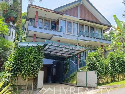 Rumah 2 Lantai Full Furnised di Resort Dago Pakar kota Bandung