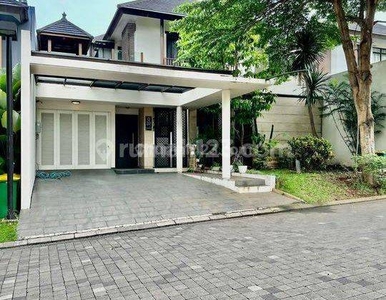 Rumah di Serenia Hills Lebak Bulus Ada Jacuzzi Turun Harga