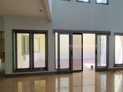 Rumah Walet 250m² PIK, Murah