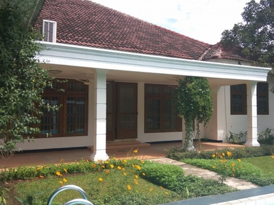 Disewa Beautiful and Cozy town house Kemang Timur