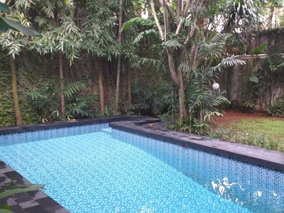 Disewa COZY AND BEAUTIFUL HOUSE AT KEMANG, JAKARTA SELATAN