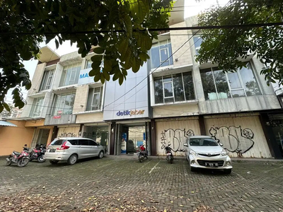Dijual 2 Ruko 3 Lantai di Jl. Jend. Ahmad Yani, Bandung