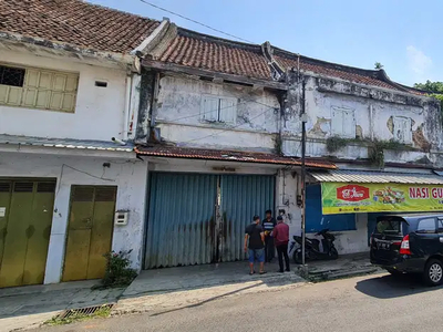 Dijual Cepat Gudang Lokasi Tengah Kota Pekalongan