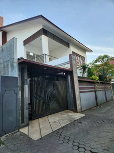 Dijual Cepat Rumah Mewah Siap Huni Taman Beringin Semarang, Jawa Tenga