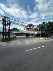 Dijual restoran dan rumah mainroad soekarnohatta daerah kampus kantor