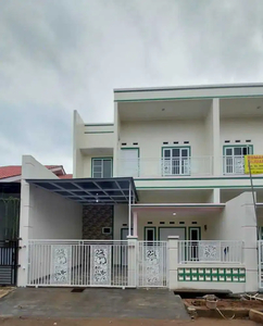 Dijual Rumah 2 Lantai Di Perum Duta Graha , Bekasi Utara