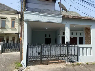 Dijual rumah di cipayung