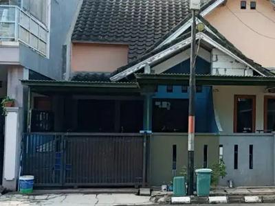 Dijual Rumah di Komplek Griya caraka
Antapani, Arcamanik