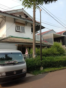 Dijual Rumah Hitung Tanah di Bintaro Sektor 9