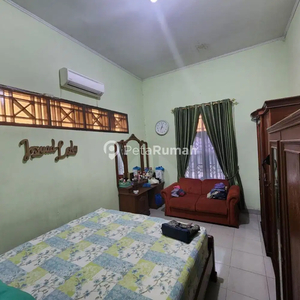 DIJUAL RUMAH JALAN SIDODAME (Michelle)