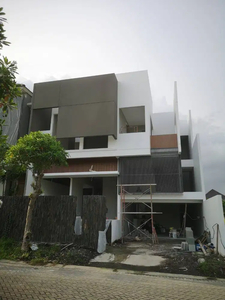 Dijual Rumah Minimalis Modern Citraland Surabaya