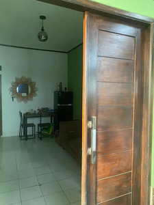 Dikontrakan Rumah 2 Kamar AC Jl Saumin Gandul (Sebrang H. Terin)