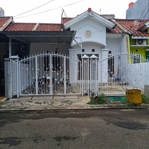 Disewakan rumah di boulevard hijau harapan indah bekasi