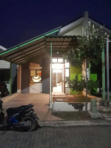 Disewakan rumah di green ara, Bekasi