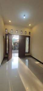 Disewakan Rumah Full Furnished di Taman Galaxy Bekasi