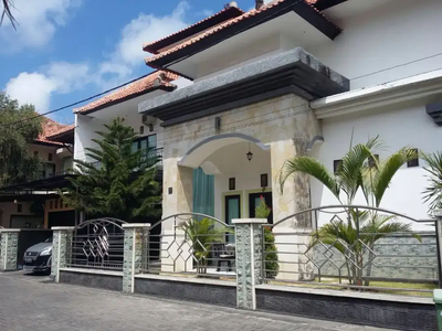 Jual rumah mewah Puputan Renon Central Denpasar bali