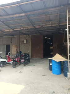 Pabrik masih berjalan usaha nya di jual di Curug Tangerang