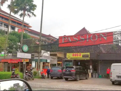 Ruang Usaha Strategis Pusat Kota di Mainroad Jalan Riau Bandung