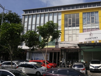 Ruko Disewakan Dharmahusada Indah jalan Raya Dekat Galaxy Mall Surabaya