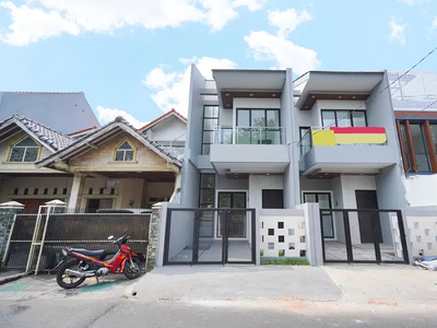 Rumah 2 lantai di Joglo Kembangan dekat Universita Budi Luhur