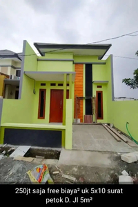 Rumah 250jt siap huni.. lokasi 5 menit SMPN 14 BENOWO