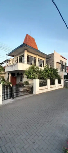 Rumah besar murah bagus di dalam ringroad dekat jalan gejayan UGM