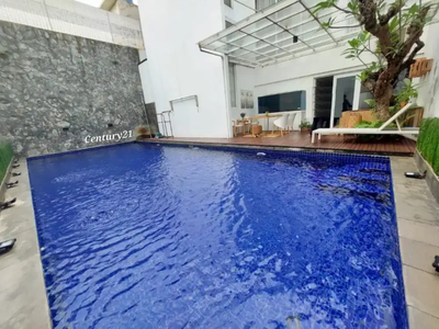 Rumah Cantik ada kolam renang Kebayoran Residence Bintaro Jaya