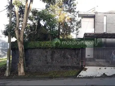 Rumah Cantik Semi Firnish di Gegerkalong Bandung Utara