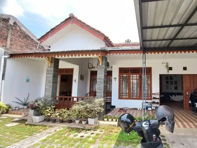 RUMAH CANTIK SIAP HUNI