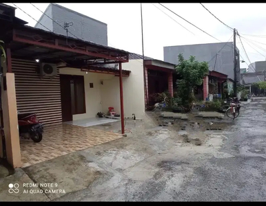 Rumah dekat stasiun KRL metland Cibitung, Bekasi