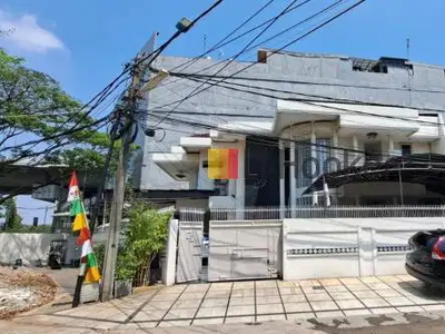 RUMAH DI KELAPA PUAN TIMUR AREA KELAPA GADING JAKARTA UTARA