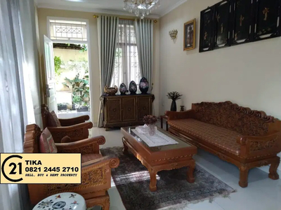 Rumah Fully Furnished Kamar Utama di Sektor 9 Bintaro Jaya TK-12516