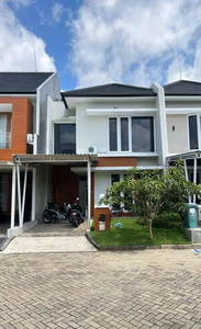 Rumah Furnished 2 Lantai Graha Estetika Tembalang