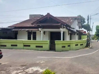 Rumah Hook Siap Huni Banyumanik