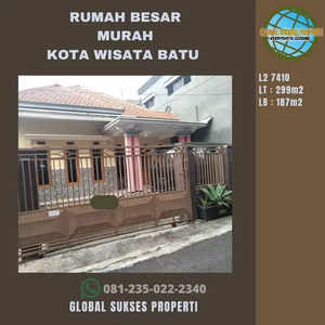 Rumah Keren View Bagus Akses Lebar Udara Sejuk Area Bisnis Kota Batu