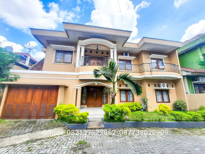 Rumah Mewah Pogung Dekat UGM, Monjali