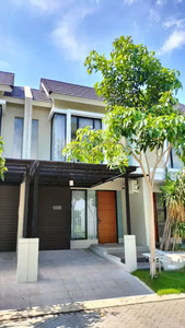 Rumah Mewah Sewa North West Hill Citraland Utara Surabaya