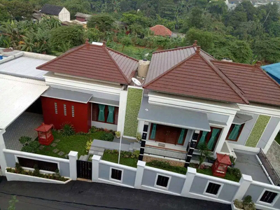 Rumah Serasa di Vila dg Hal Luas di Jl Lembah Pasir Cijantung 4 JakTim