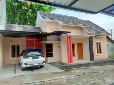 RUMAH SIAP HUNI DALAM CLUSTER PERUMAHAN SELATAN KAMPUS UMY JK11819