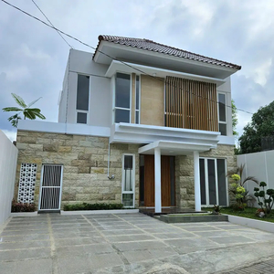 Rumah Siap Huni Dekat Hotel Hyatt Palagan Yogayakarta