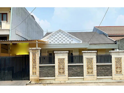 Rumah Strategis 7 menit ke SMA Yadika 4 Bisa KPR Harga Nego J-19020